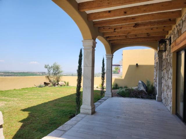 CASA ATARDECER AVAILABLE