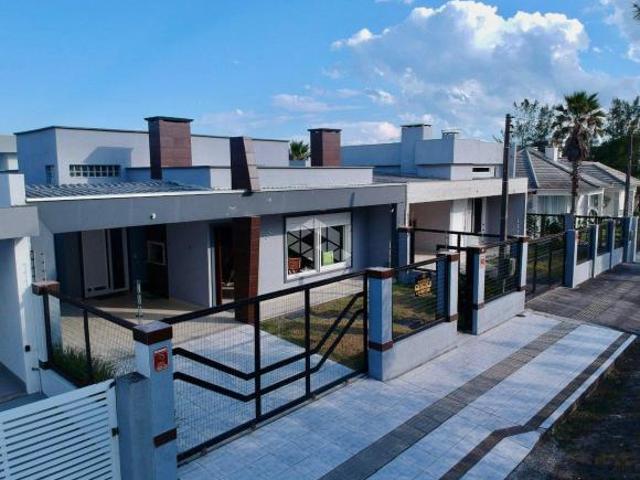 Casa Atlântida Sul, 03 dormitórios, suíte 2 vagas