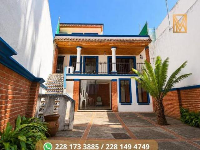 Casa atras del club Britania zona ANIMAS XALAPA
