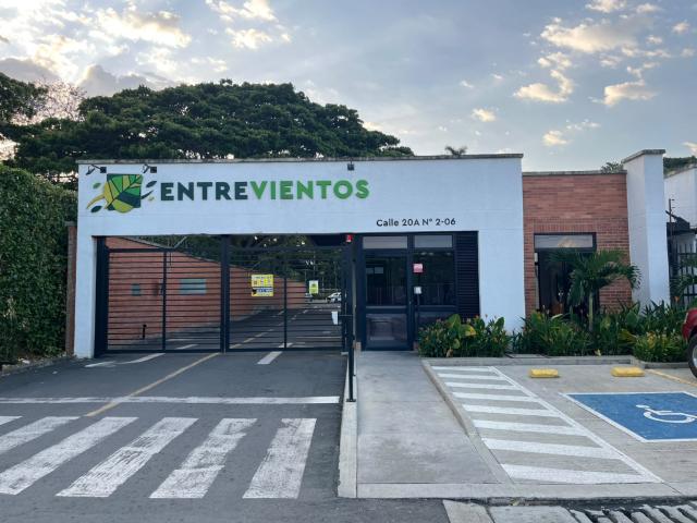 CASA Av. Montana #Calle 20A#2 06, ENTREVIENTOS, Jamundí