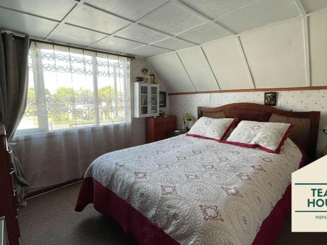 Casa, Av, Pedro Aguirre Cerda, Valdivia | 4 Dormitorios por 180000. 00 en Valdivia