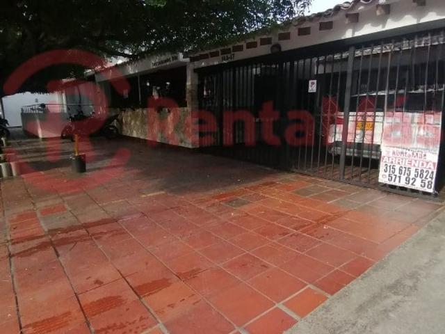 CASA AV. 3E 14 A 17, Sin Barrio, Cúcuta