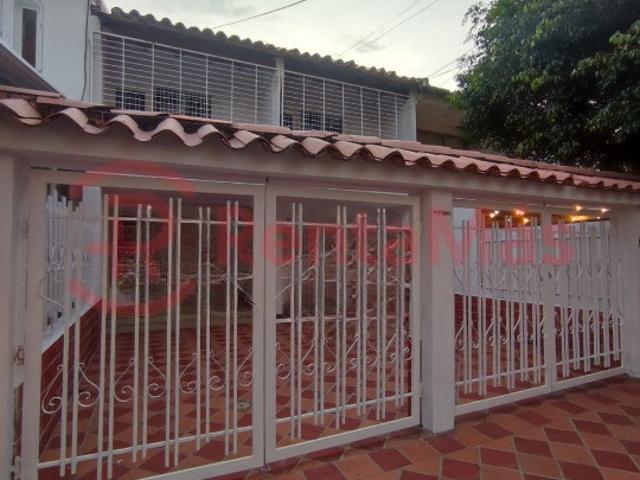 CASA AV 4E #13A 52, Caobos, Cúcuta