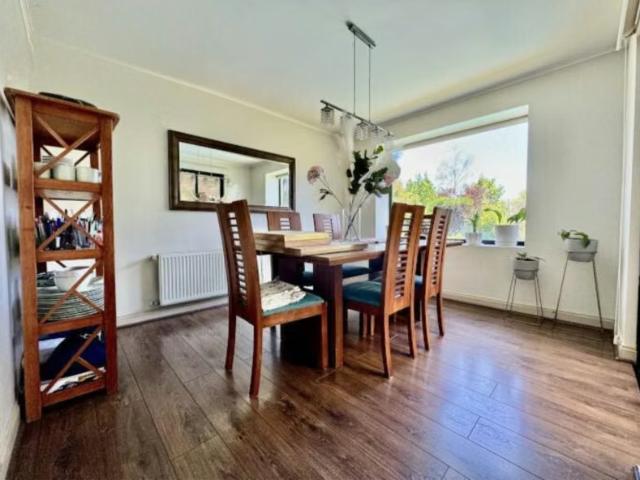 Casa avda sergio reiss 11000 piedra roja | 4 dormitorios por 10500.00 en Colina