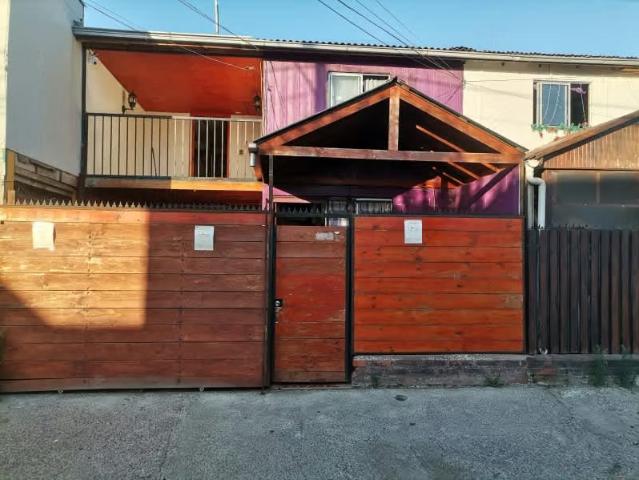Casa avenida merced con avenida tres poniente | 3 dormitorios por 59990. 00 en Melipilla
