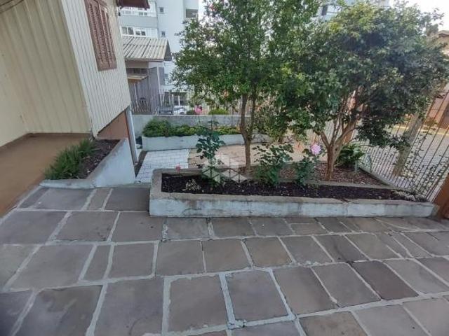 CASA AVERBADA NO BORGO TODA CERCADA