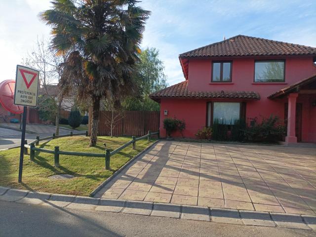 Casa Ayres de Chicureo | 3D 2B | Piscina Propia