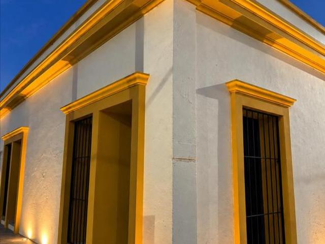 CASA A 1.5 CUADRAS DE LA PLAYA EN EL CENTRO DE MAZATLAN