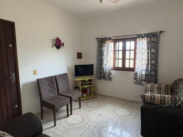 Casa a 600m do mar com área gourmet em Itanhaém