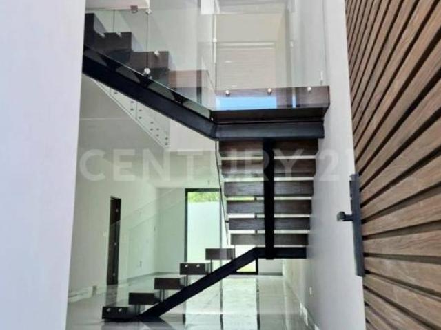 CASA A EN VENTA EN CARRETERA NACIONAL, SANTIAGO, NL