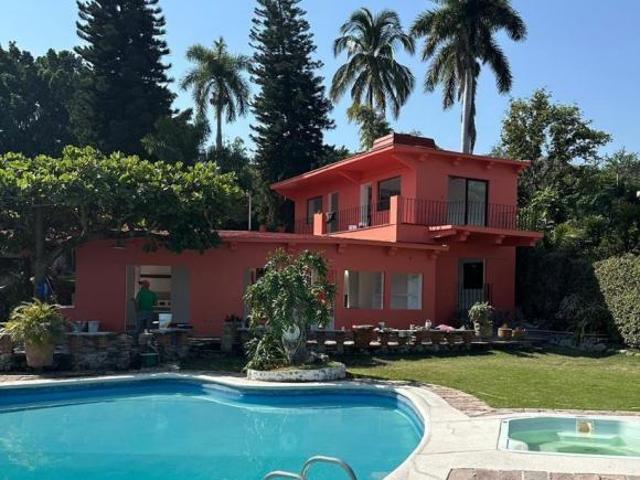 Casa en venta en Tequesquitengo