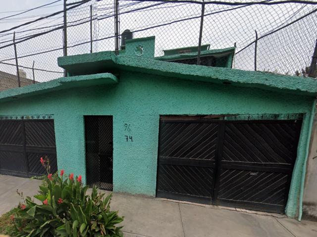 CASA A LA VENTA EN CERRO DE LA ESTRELLA IZTAPALAPA CDMX YQH