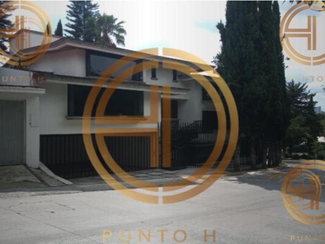 CASA A LA VENTA EN FRACCIONAMIENTO LOMAS DELA HERRADURA, HUIXQUILUCAN, EDO. MEX A 5 MINUTOS DE CENTRO COMERCIAL INTERLOMAS, 10 MINUTOS DE CENTRO COMERCIAL PASEO INTERLOMAS