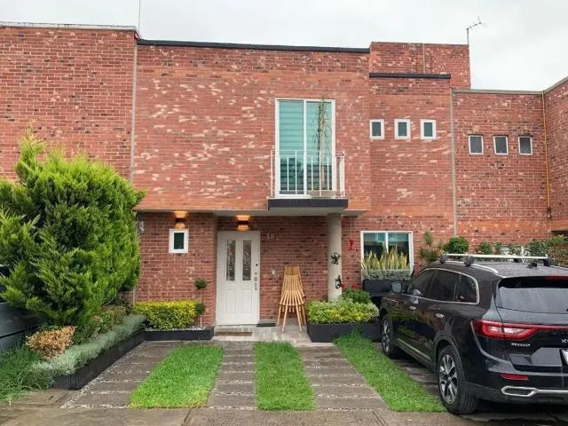 CASA A LA VENTA EN HACIENDA EL DERRAMADERO CUAUTITLÁN IZCALLI YQH