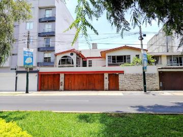 Calle Meridiano, Santiago de Surco, Provincia de Lima, Lima, Perú