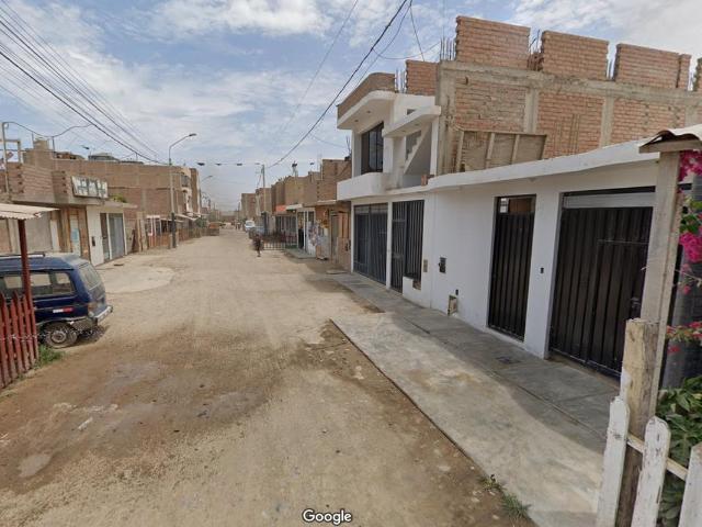 Casa a la Venta en Los Saires de Oquendo