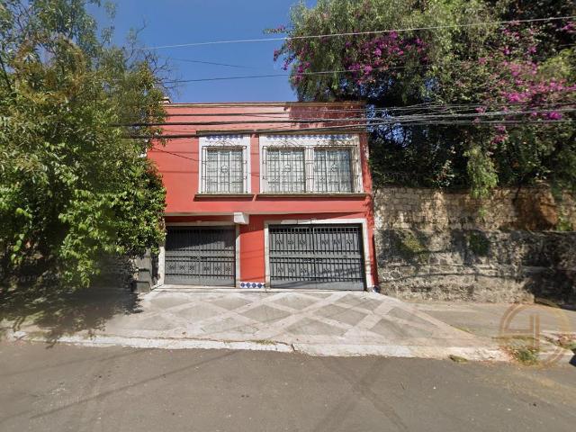 CASA A LA VENTA EN LA COLONIA PROGRESO TIZAPAN, ALCALD?A ?LVARO OBREG?N, CDMX, A POCAS CUADRAS DEL ITAM, 10 MINUTOS DE PLAZA ARTZ Y 20 MINUTOS DE PERISUR