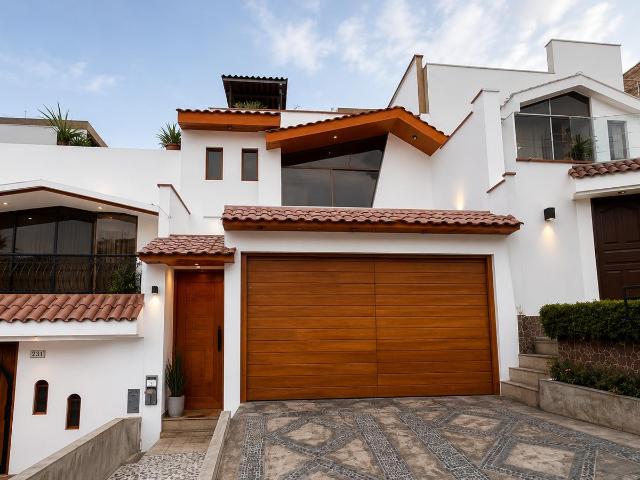 Casa a la Venta en la Molina
