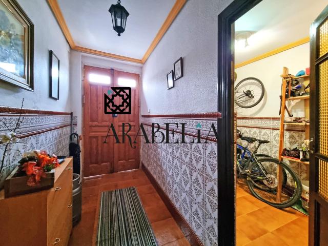 CASA A LA VENTA EN LA ZONA DE LA RIBERA