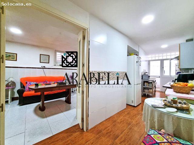 CASA A LA VENTA EN LA ZONA DE LA RIBERA
