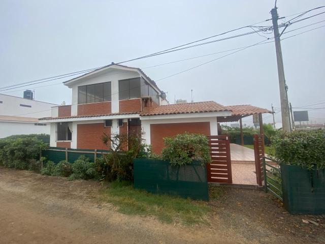 Casa a la Venta en Lurín