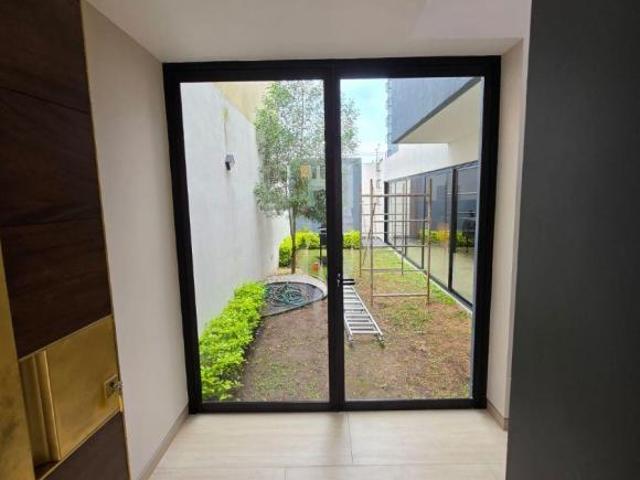 CASA A LA VENTA EN PASEO DE LA CASTELLANA