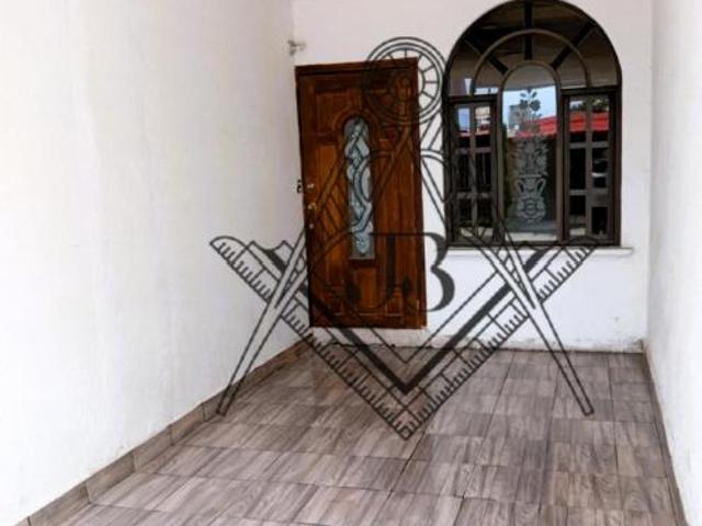 ¡CASA A LA VENTA EN UNIDAD HAB. ISSSTE PACHUCA HIDALGO, TRATO DIRECTO!