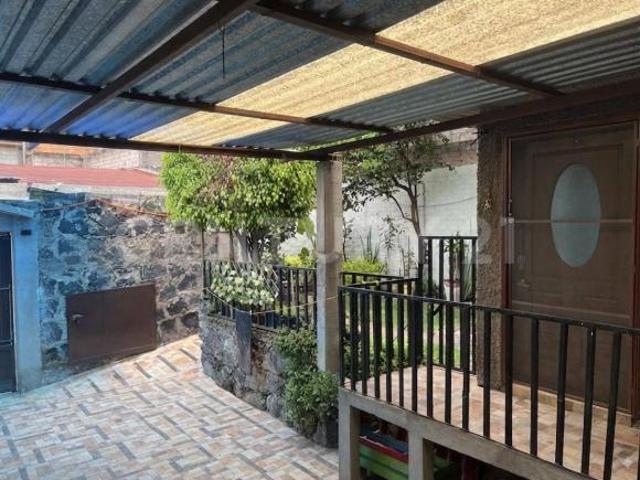 CASA A LA VENTA, SAN JUAN IXTAYOPAN, TLAHUAC, CDMX