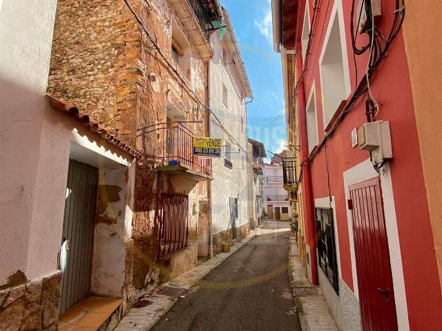 CASA A LA VENTA PARA REFORMAR EN BONICHES
