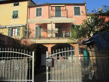 Casa a Schiera in affitto a Brugnato TrovaCasa