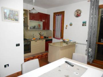 Casa a Schiera in affitto a Montale via montalese, giardino privato, posto auto, riscaldamento autonomo TrovaCasa