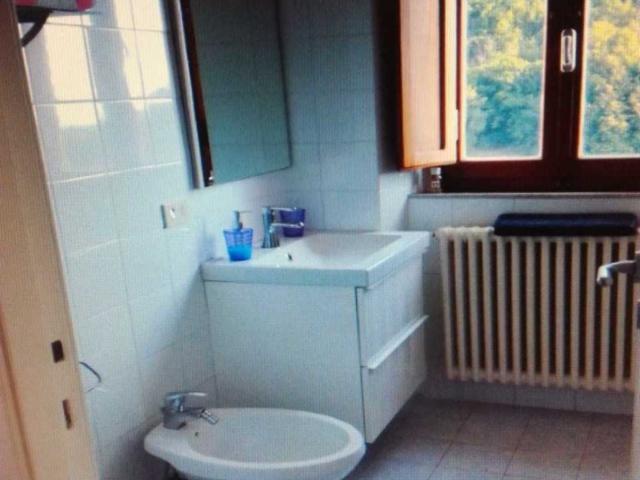 Casa a Schiera in affitto a Pietrasanta, non arredato/vuoto, posto auto, buono stato TrovaCasa