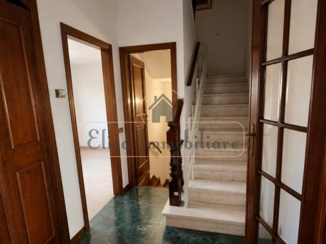 Casa a Schiera in affitto a Viareggio, non arredato/vuoto, ultimo piano, luminoso TrovaCasa