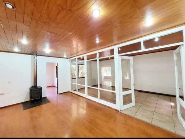 Casa a pasos del hospital