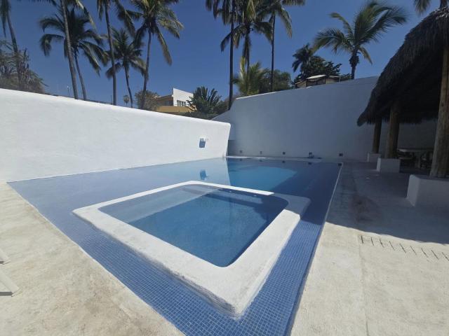 Casa a pie de lago de TEQUESQUITENGO, Morelos