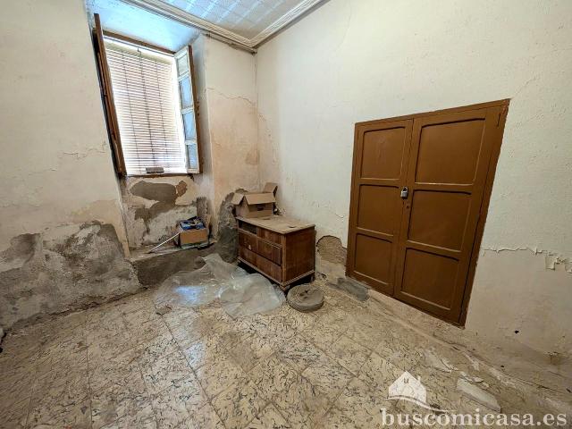 Casa a reformar o solar