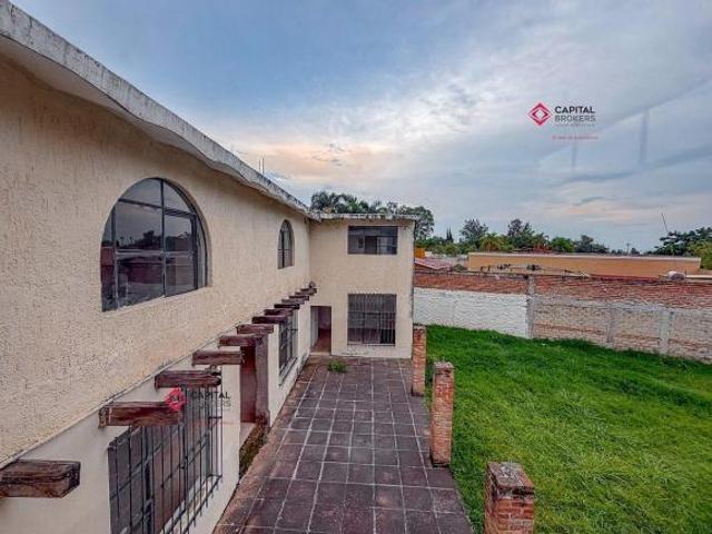 Casa de Oportunidad con amplio terreno en los Gavilanes Zona Sur