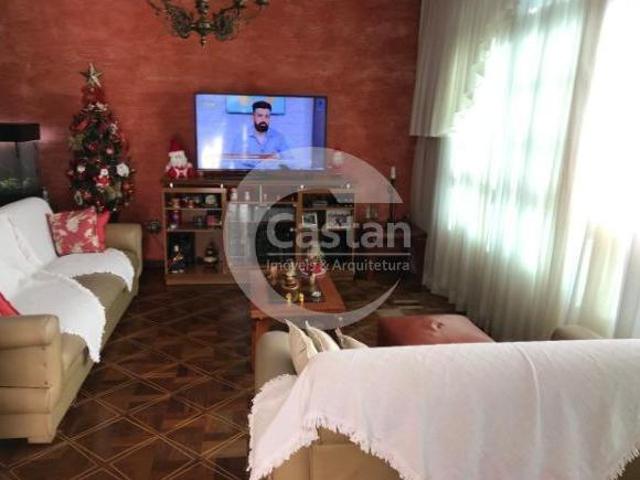 Casa à venda 3 quartos em Parque São Lucas