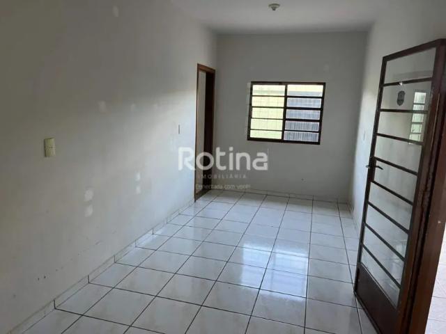 Casa à venda, 3 quartos, Vigilato Pereira Uberlândia/MG Rotina Imobiliária