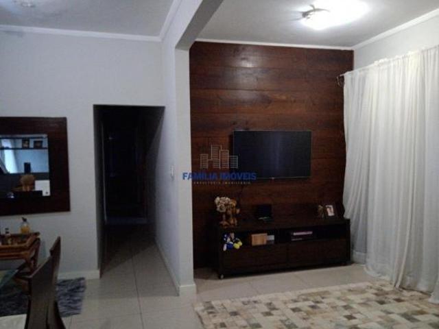 Casa à venda 3 quartos Vila São Jorge São Vicente/SP