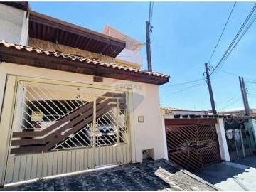 Casa à Venda 3 Quartos, 167m², Bairro Jardim Ana Cláudia, Votorantim / SP