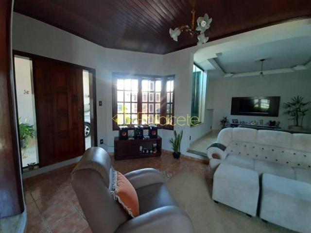 Casa à venda 3 Quartos, 1 Suite, 2 Vagas, 265M², Crispim, Pindamonhangaba SP