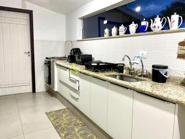 Casa à venda 3 Quartos, 1 Suite, 4 Vagas, 1215M², Centro, Tremembé SP Colonial Vale do Sol Trem