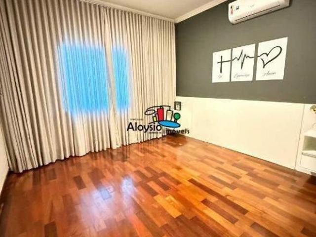 Casa à venda, 3 quartos, 1 suíte, 4 vagas, Portal da Serra Sete Lagoas/MG