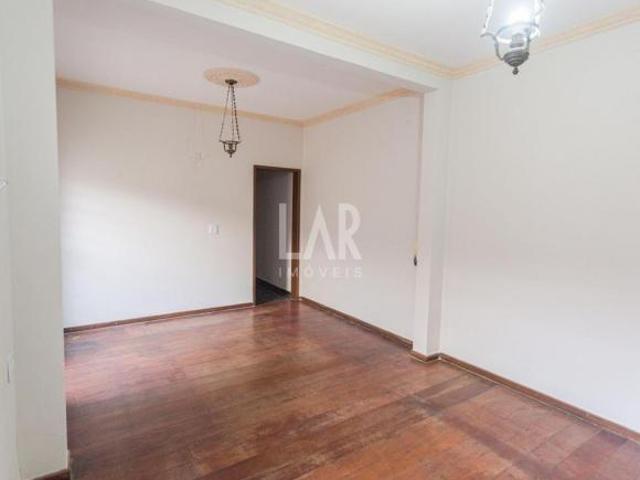 Casa à venda, 3 quartos, 1 suíte, 4 vagas, Santa Efigênia Belo Horizonte/MG