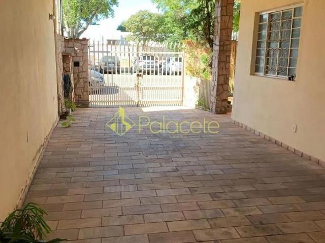 Casa à venda 3 Quartos, 1 Suite, 8 Vagas, São Benedito, Pindamonhangaba SP