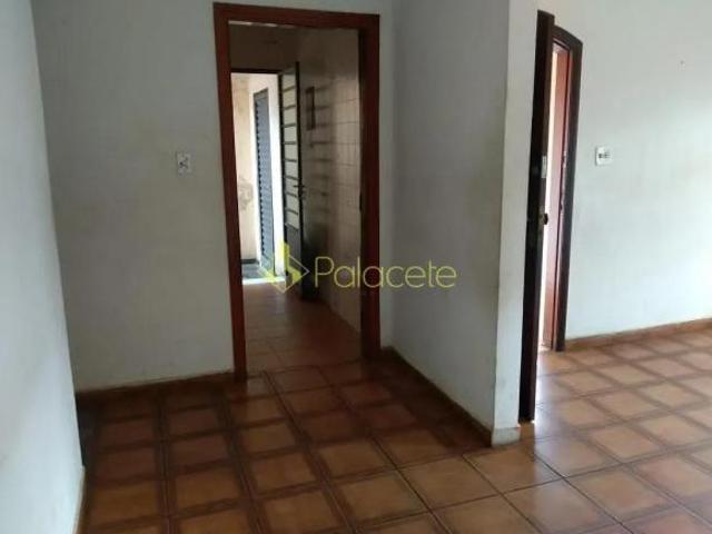 Casa à venda 3 Quartos, 3 Vagas, 320M², Jardim Rosely, Pindamonhangaba SP