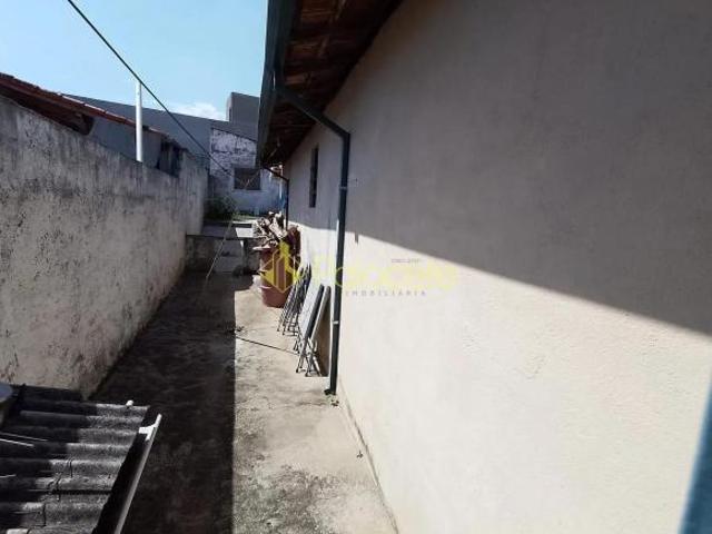 Casa à venda 3 Quartos, 5 Vagas, Jardim Bela Vista, Taubaté SP
