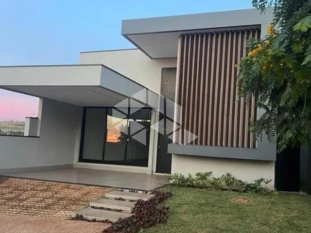 CASA Á VENDA 3 SUITES 4 VAGAS CONDOMINIO QUINTA DA MATA 2