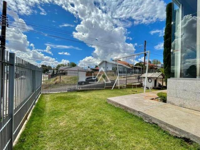 CASA A VENDA,03 DORMITÓRIOS COM SUÍTE, PISCINA AQUECIDA, PAISAGISMO, GARAGEM, PRÓXIMO ESCOLA MENIN